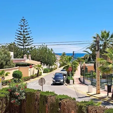 アパート Beachside Bliss 2br, Balcony, Pool, Wifi, Tennis トレビエハ