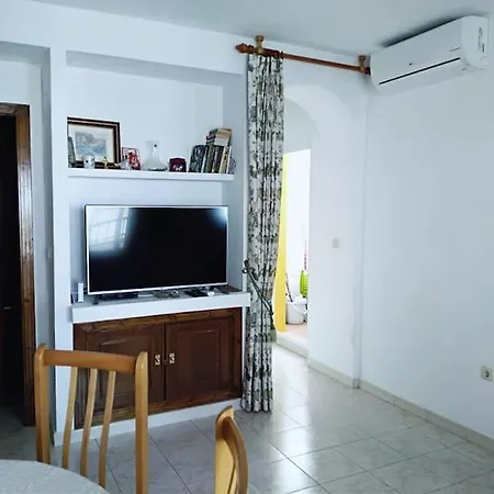 Beachside Bliss 2br, Balcony, Pool, Wifi, Tennis トレビエハ