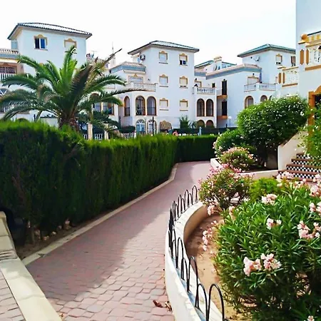Beachside Bliss 2br, Balcony, Pool, Wifi, Tennis アパート